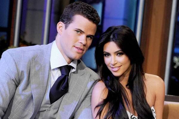 NBA player Kris Humphries (L) and his wife reality TV personality Kim Kardashian appear on the Tonight Show With Jay Leno at NBC Studios on October 4, 2011