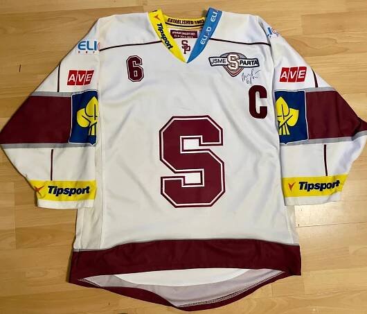 Dres HC Sparta Praha Michal Broš - Vybavení na hokej