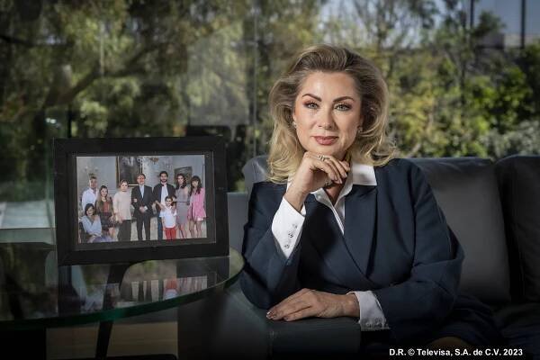 Leticia Calderón - El amor invencible - Promo