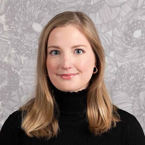 Sophie Moore: Contributing Writer for Brides