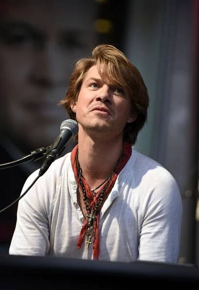 Taylor Hanson on stage for Fox & Friends All American Summer Concert Series with Hanson, outside Fox studios, New York, NY July 14, 2017. Photo By: Derek Storm/Everett Collection