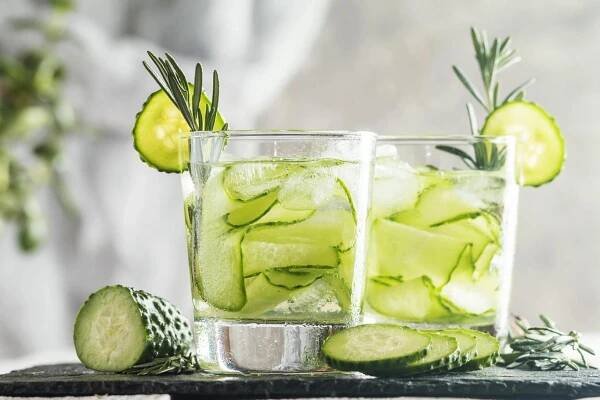 Okurkový sirup: Stačí pět hadovek a můžete si dělat osvěžující limonádu celé léto