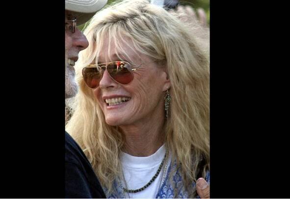 Kim Carnes