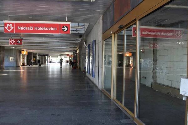 Metro Nádraží Holešovice.