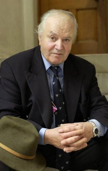 Zemřel muž, jehož případ rozdělil Británii: Zastřelil teenagera (†16), který mu chtěl vykrást dům