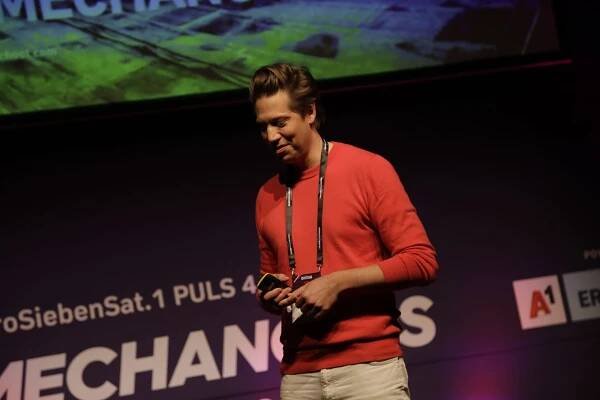 About – Florian Hoffmann