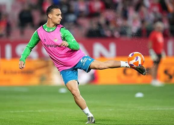Real Betis open talks to re-sign Antony from Manchester United - Sports Today