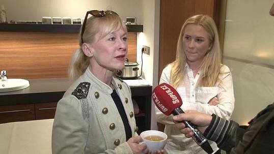 Už jí bylo dvacet, ale Mariana Prachařová bydlí dál pod jednou střechou se svou slavnou matkou - Super.cz