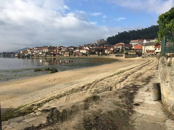 22. den Pontevedra – Armenteira – Hundka na cestách