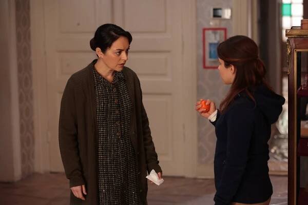 Masumlar Apartmanı - Episode 30 - Z filmu - Ezgi Mola
