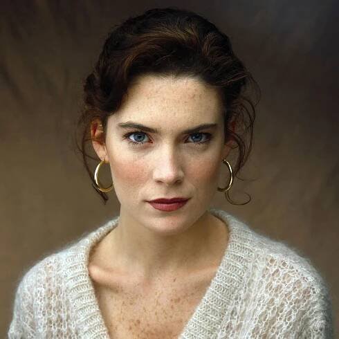 Pin by Suzanne Donahue on Beauty | Twin peaks, Lara, Donna hayward