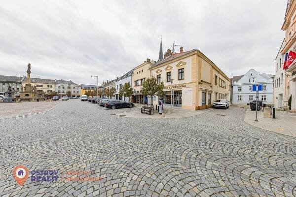 Pronájem Byt 3+1, nám. Svobody, Mohelnice, okres Šumperk