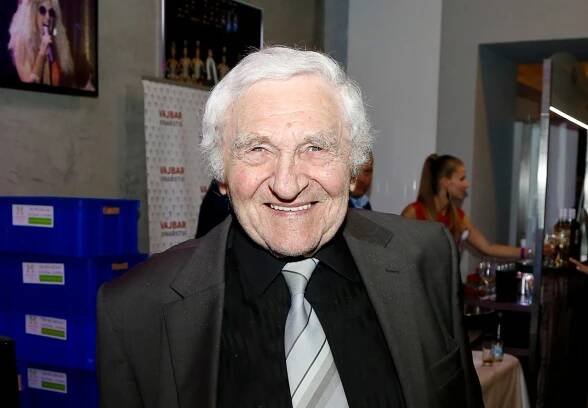 Herec Antonín Hardt oslavil 90. narozeniny.