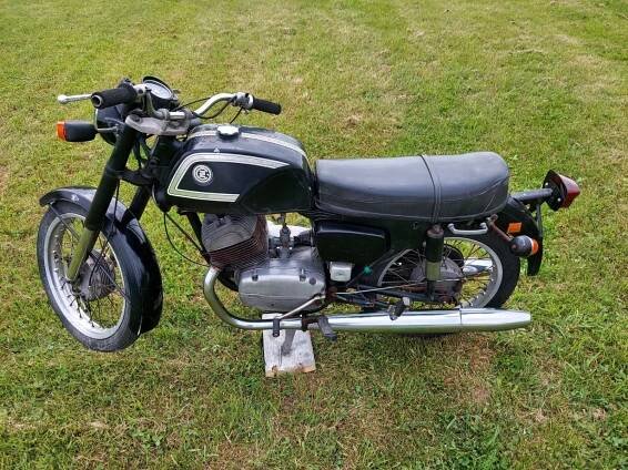 ČZ 250/471.1 smolík