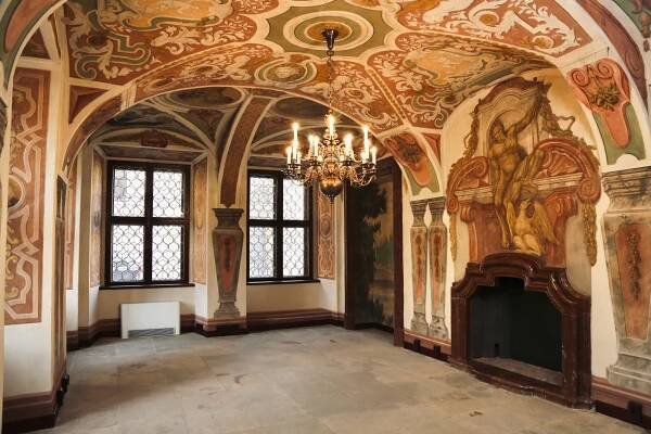 Rekonstrukce freskových sálů, Lobkovický palác, Vlašská, Praha 1