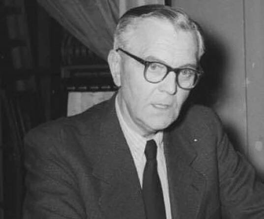 Friedrich Paulus Biography - Facts, Childhood, Family Life & Achievements
