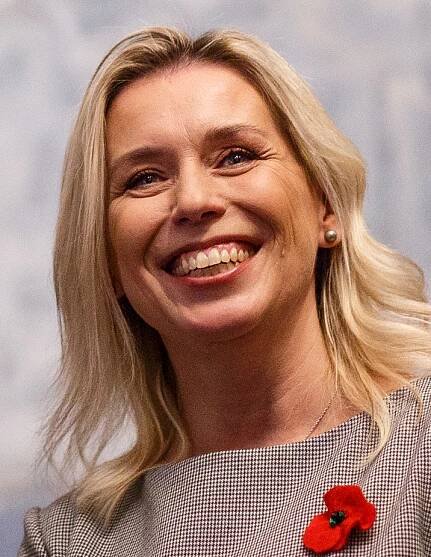 Soubor:Danuše Nerudová 2021 crop1.jpg – Wikipedie