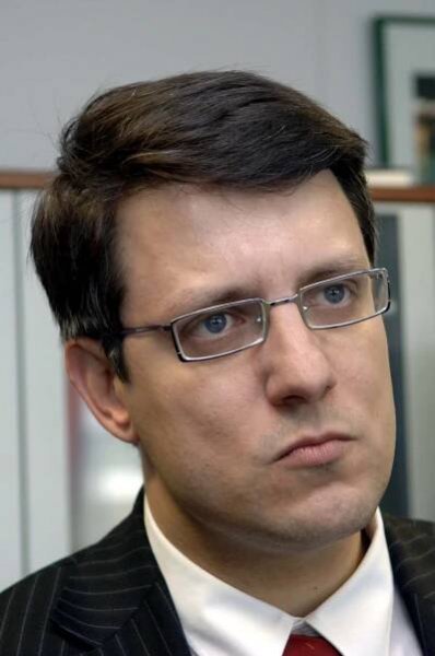 Aleksandar Popović (politician)