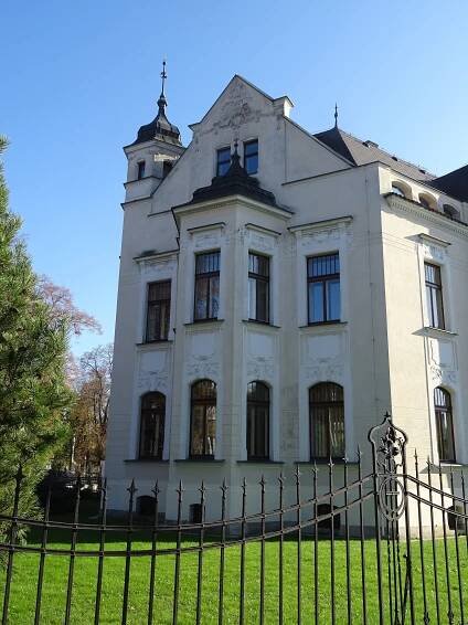 Soubor:Klumparova vila 04.jpg – Wikipedie