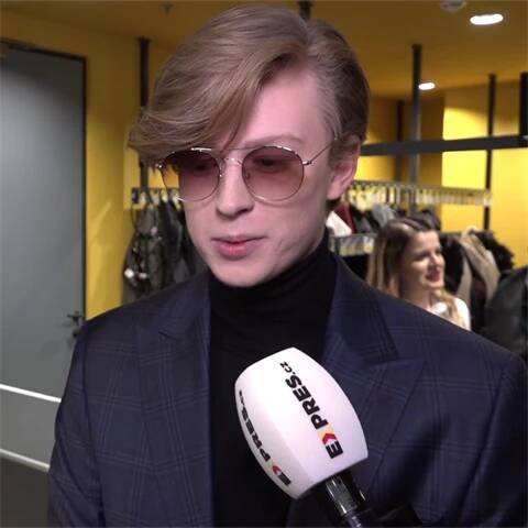 Adam Mišík vyvedl svou novou přítelkyni.