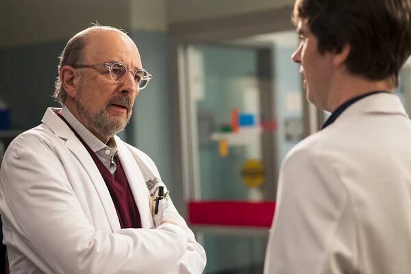 Dobrý doktor - Náprava - Z filmu - Richard Schiff