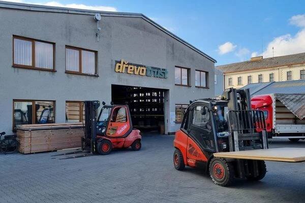 DŘEVO TRUST, a.s. foto 1