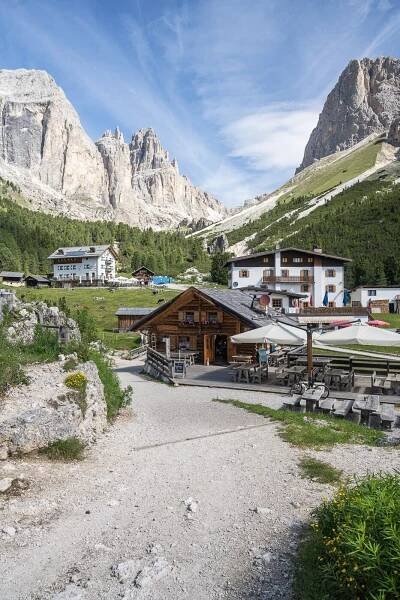 View of rifugio Gardeccia located on the hiking trail to the Torri del Vajolet 