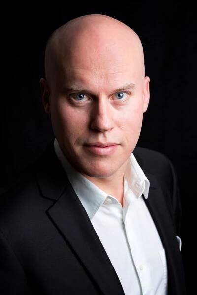 Lars Johansson Brissman - Artefact Artist Management