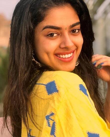 Siddhi Idnani Archives - Hoistore