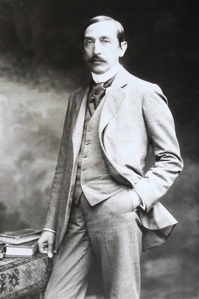 Soubor:Maurice Barrès 1916.jpg – Wikipedie