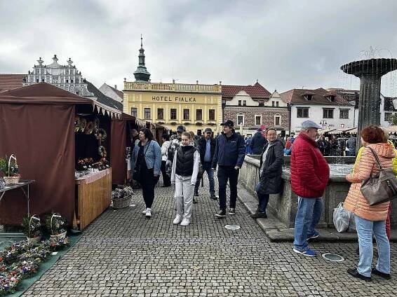 V Sušici v sobotu vrcholily farmářské trhy, k mání bylo ovoce, víno i džemy
