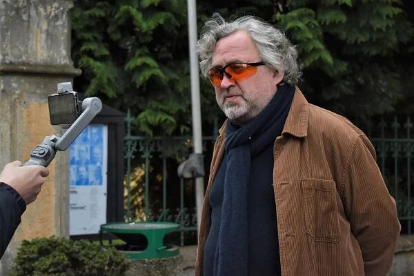 V Terezíně hráli Musíme si pomáhat. Legendární film uvedl Hřebejk s Jarchovským
