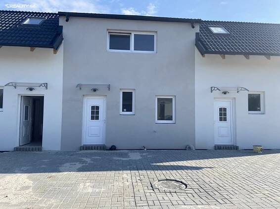 Prodej bytu 3+kk 73 m², Okružní, Kostelec nad Labem - Jiřice