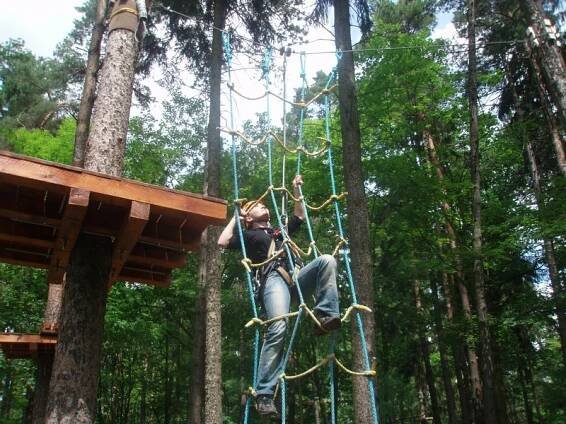 Lanový park Sambar Kladno | ZŠ a MŠ Kladno, Velvarská 1206