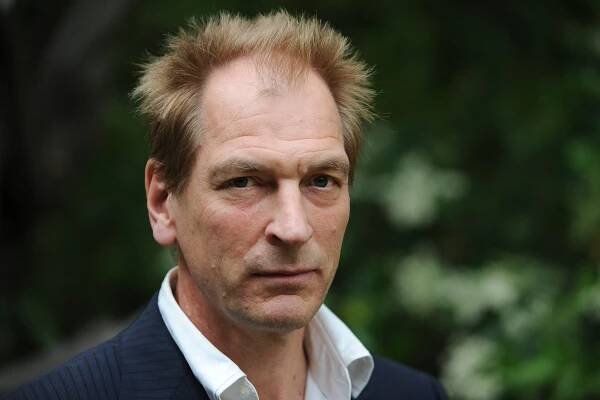 Searchers seek 2nd hiker in area where Julian Sands missing