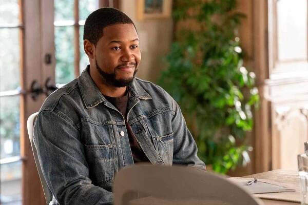 'Shrinking' star Luke Tennie on why Sean picked that fight: 'He was always hoping to get beat up'