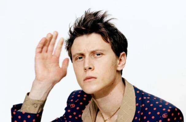 George MacKay is Trying Not To Have a Breakdown