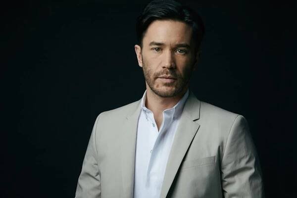 Tom Pelphrey
