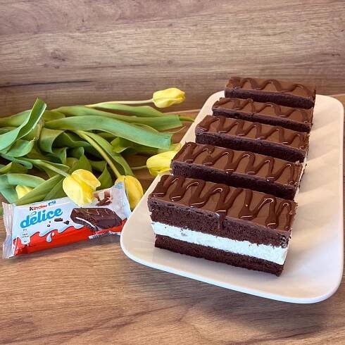 Náhled receptu Čokoládové řezy ,,Kinder délice”