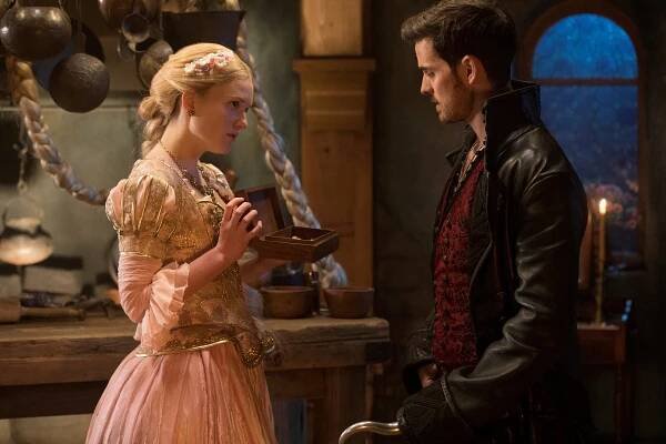 Meegan Warner, Colin O'Donoghue - Bylo, nebylo - Eloise Gardener - Z filmu