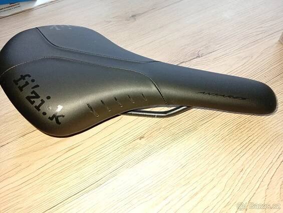 Fizik Antares R7