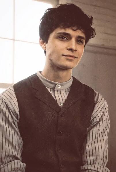Gilbert Blythe in 2025 | Gilbert and anne, Gilbert blythe, Gilbert blythe actor