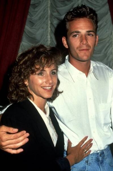 Luke Perry Dead: ‘Beverly Hills, 90210’ Stars React