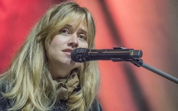 Diváci opět kritizují Emmu Smetanu. Už i za scény, ve kterých vůbec…