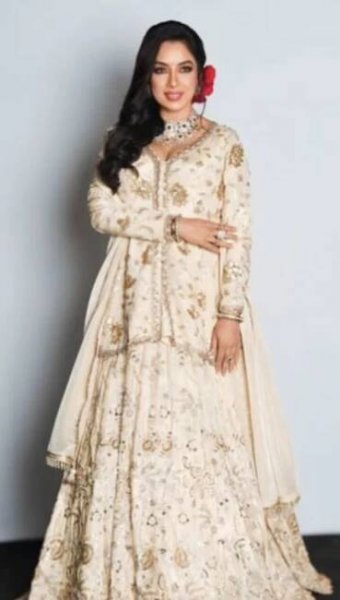 Rupali Ganguly's 10 stylish ethnic looks