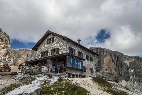 Panoramic view from Rifugio Kostner | Keeping Up | Cober