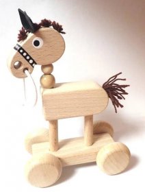 dřevěný koník hračka