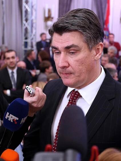 Kolinda Grabar-Kitarović prva hrvatska predsjednica! U prednosti za 32.435 glasova