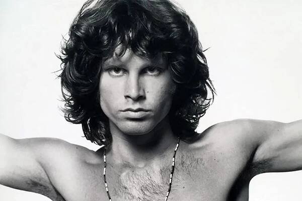 The Tragic End Of Jim Morrison's Wife Pamela Courson