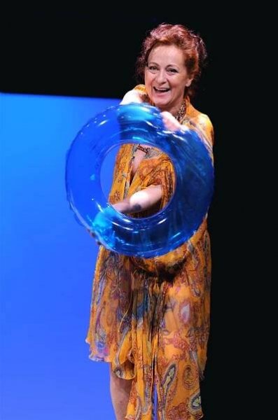 Vstupenka na divadelní představení SHIRLEY VALENTINE se Simonou Stašovou